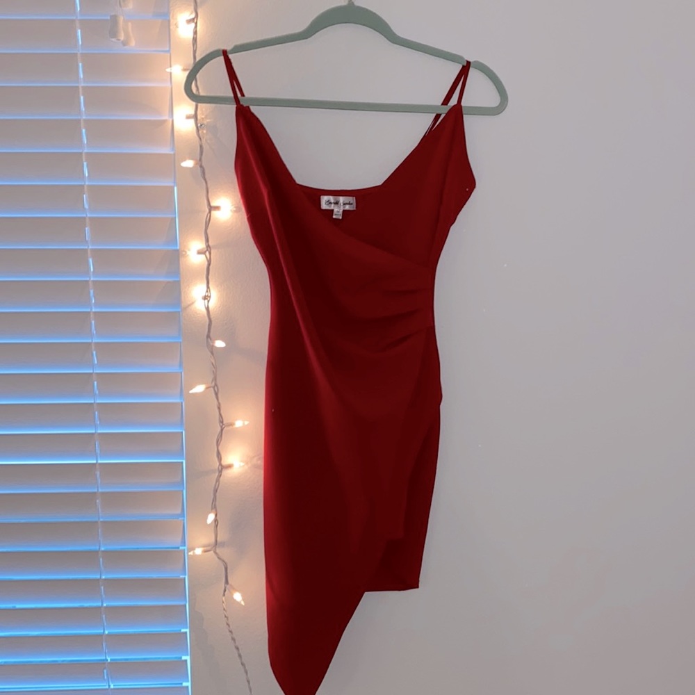 Emerald Sundae Formal Dress Red Size M